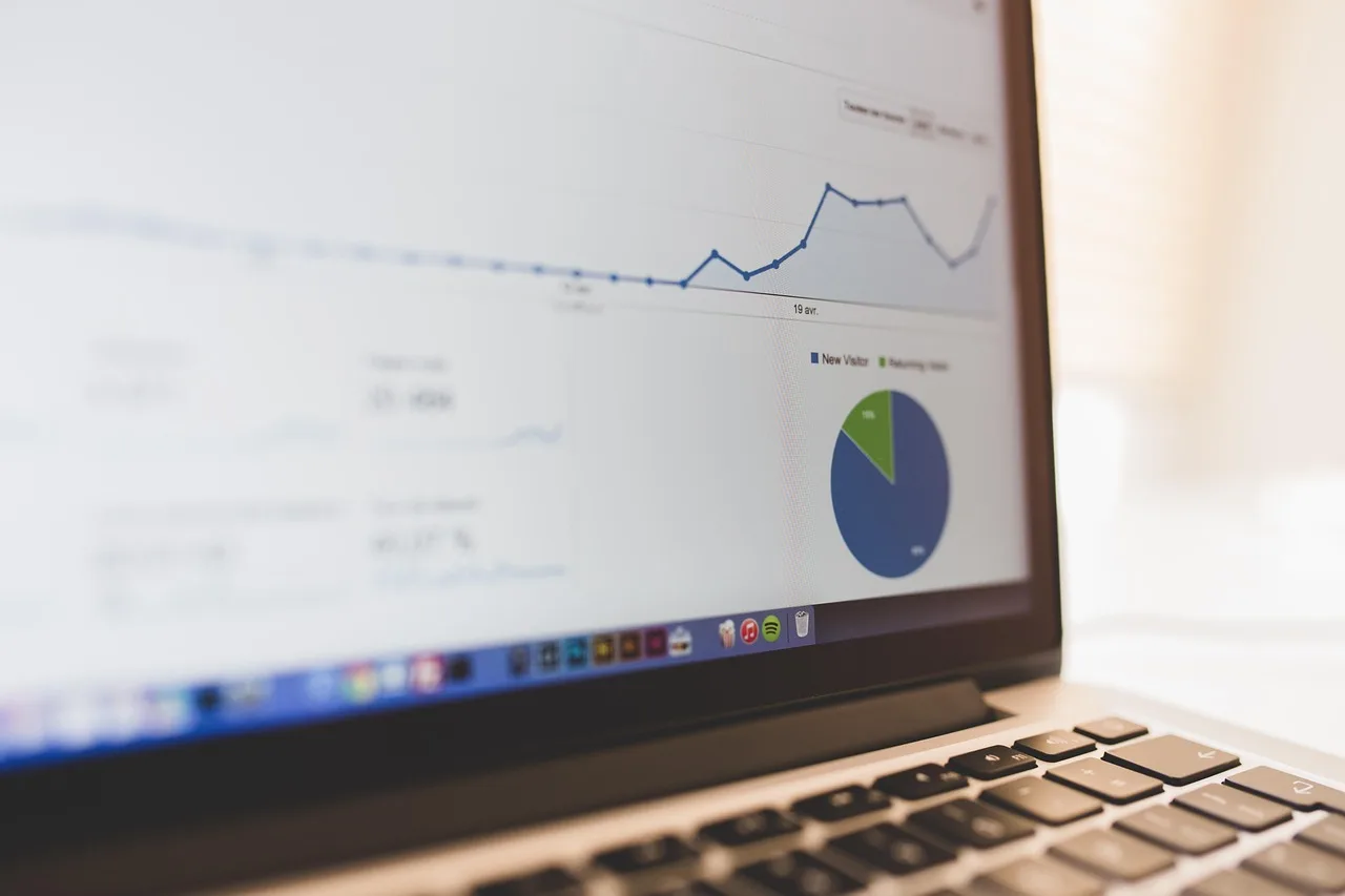 Data Management at Applied AI